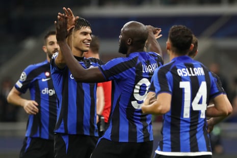 Romelu Lukaku celebrates scoring with teammates.