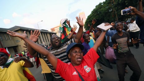Zimbabweans celebrate Robert Mugabe's resignation – video