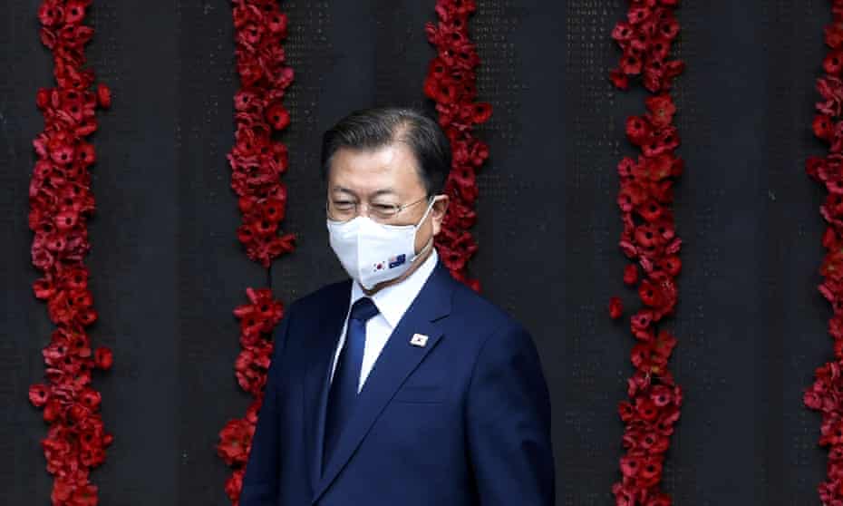 South Korea's president, Moon Jae-in, visits a war memorial in Canberra, Australia.