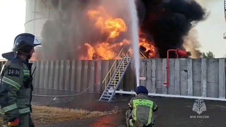 Firefighters tackle blaze at Russian oil depot – video