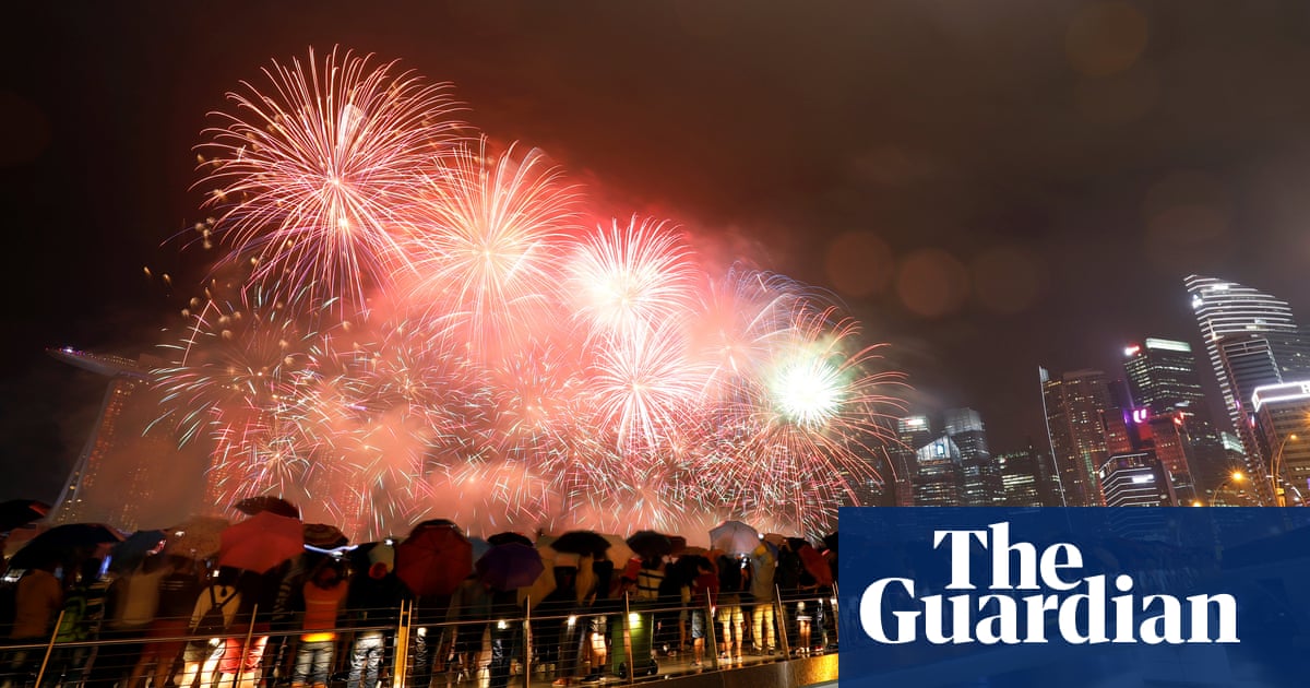 Zurich new years eve 2018 parties, hotel packages, fireworks, events New Year's Eve 2017: celebrations around the world - in pictures | Life and style | The Guardian