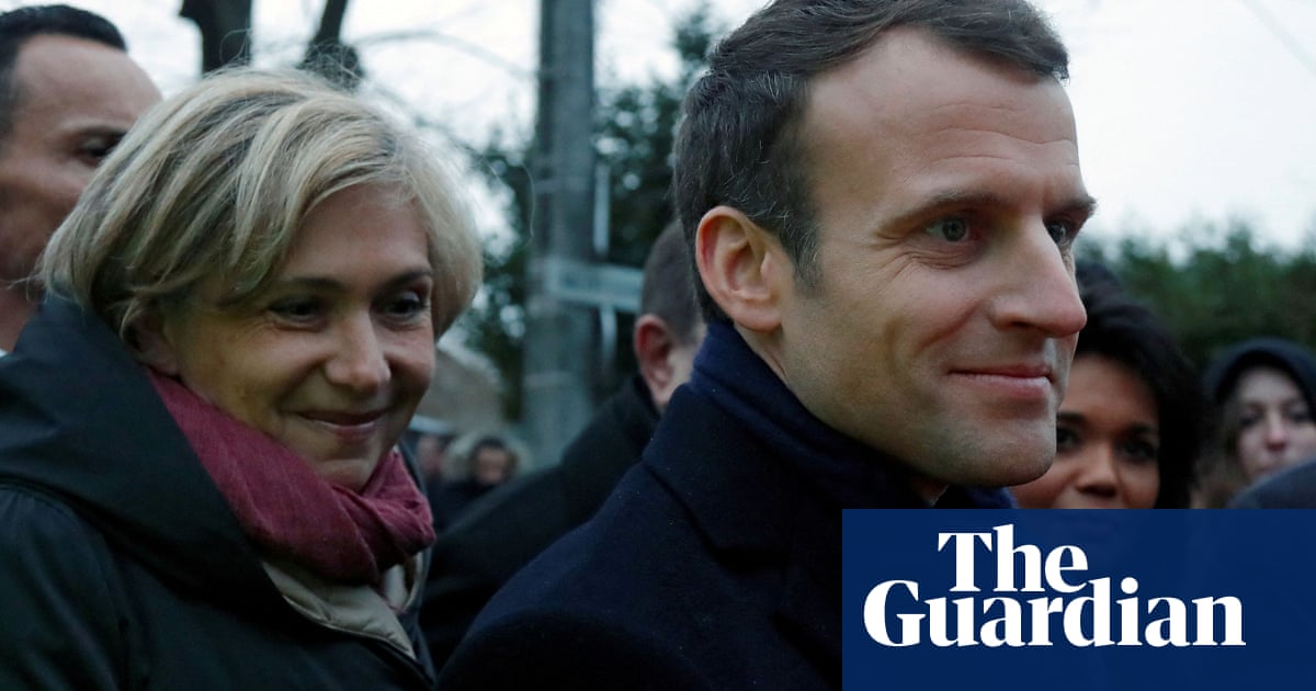 Macron rebuke to unvaccinated citizens incurs anger in parliament