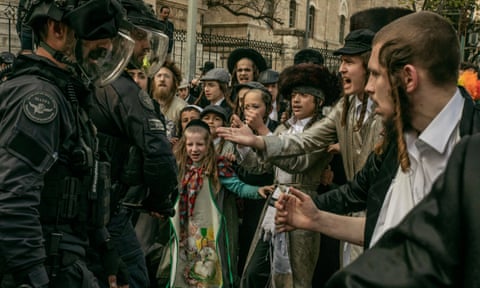 Ultra-Orthodox Jews clash with the Israel Defense Forces in Mea Shearim