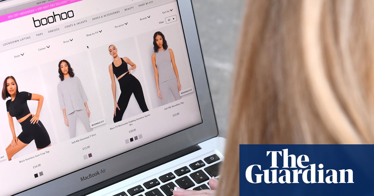 Debenhams boss could receive almost £150m if he turns around struggling retailer | Retail industry Debenhams boss could receive almost £150m if he turns around struggling retailer | Retail industry