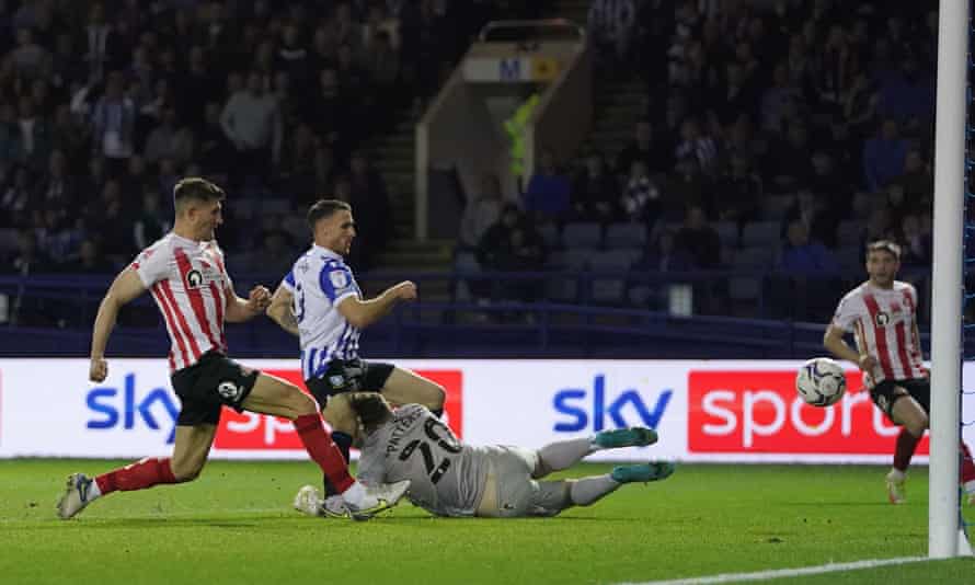 تقدم لي جريجوري 1-0 ليلة الأربعاء.