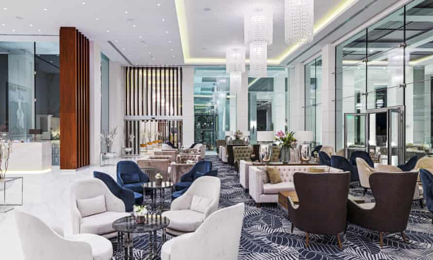 The lobby of the Amanti MadeforTwo Hotel