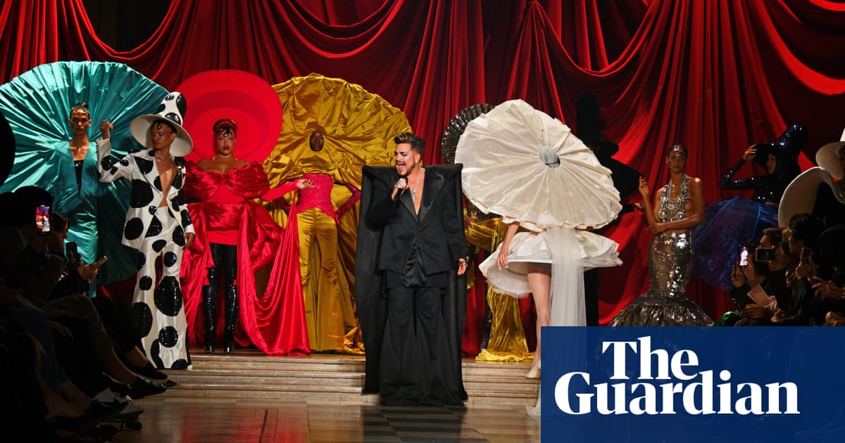 London fashion week spring/summer 2023: key shows โ in pictures | Fashion | The Guardian London fashion week spring/summer 2023: key shows โ in pictures | Fashion | The Guardian