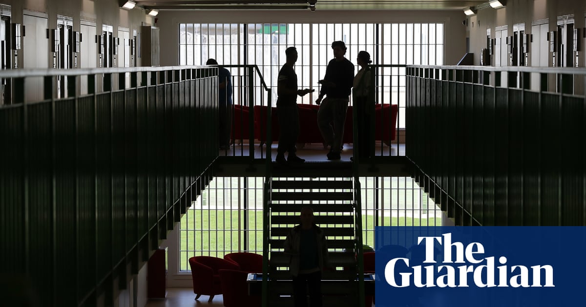 England and Wales prisoners taking fewer rehabilitation courses