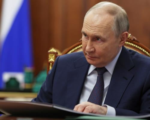 Ukraine war briefing: Russia insists on sticking to its war demands amid Trump sanctions threat | Ukraine | The Guardian