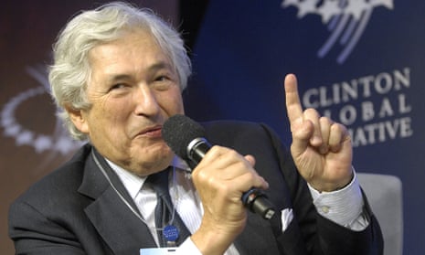 James Wolfensohn participating in a panel discussion at the Clinton Global Initiative in New York in 2006.