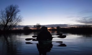Norfolk Outdoor Adventures stargazing kayak trip