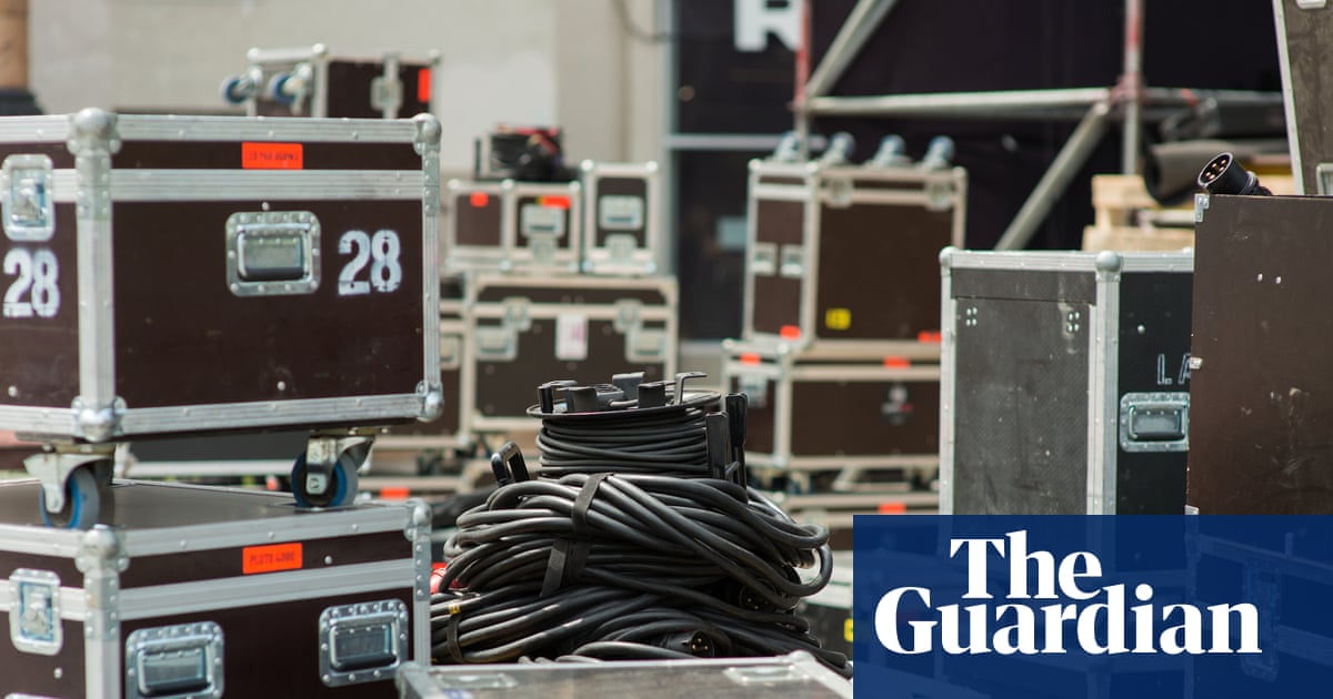 What was the first concert tour to gross $2bn in ticket sales? The Saturday quiz