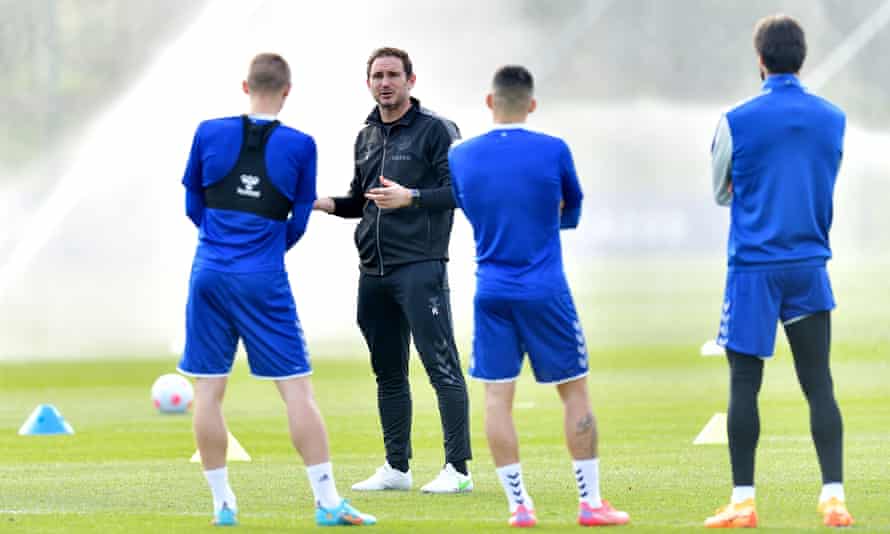 Frank Lampard will be looking for a reaction from his Everton players after some strong words.