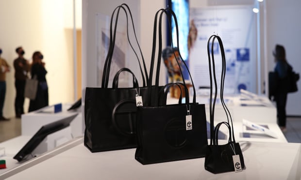 Guess accused of stealing handbag design from black-owned ...