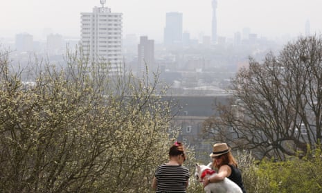 London blanketed by smog in 2015.