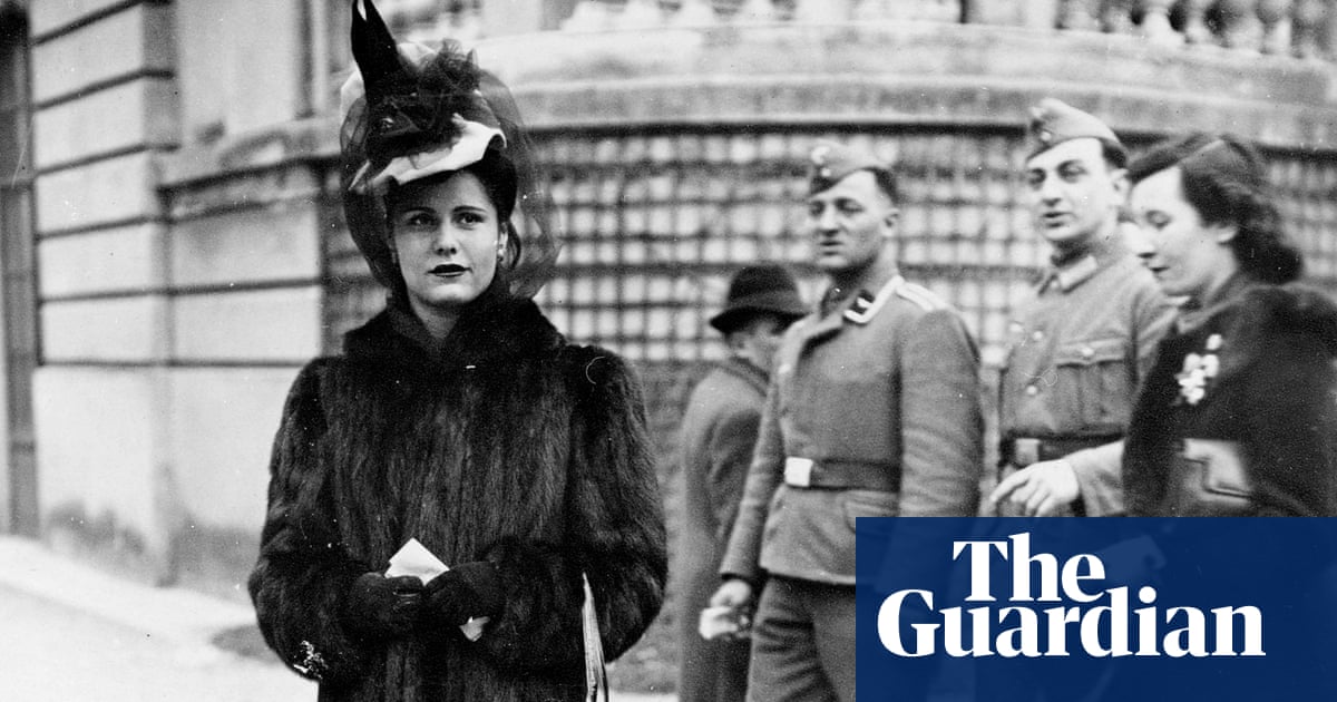 Les Parisiennes How The Women Of Paris Lived Loved And Died In