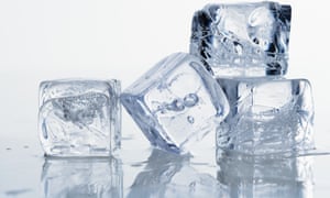 Stay cool: ice cubes are an essential ingredient.