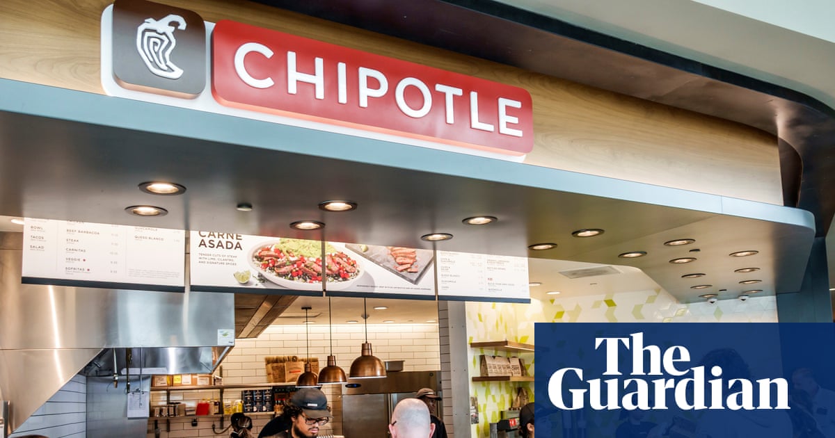 Starbucks reportedly exploring Chipotle takeover