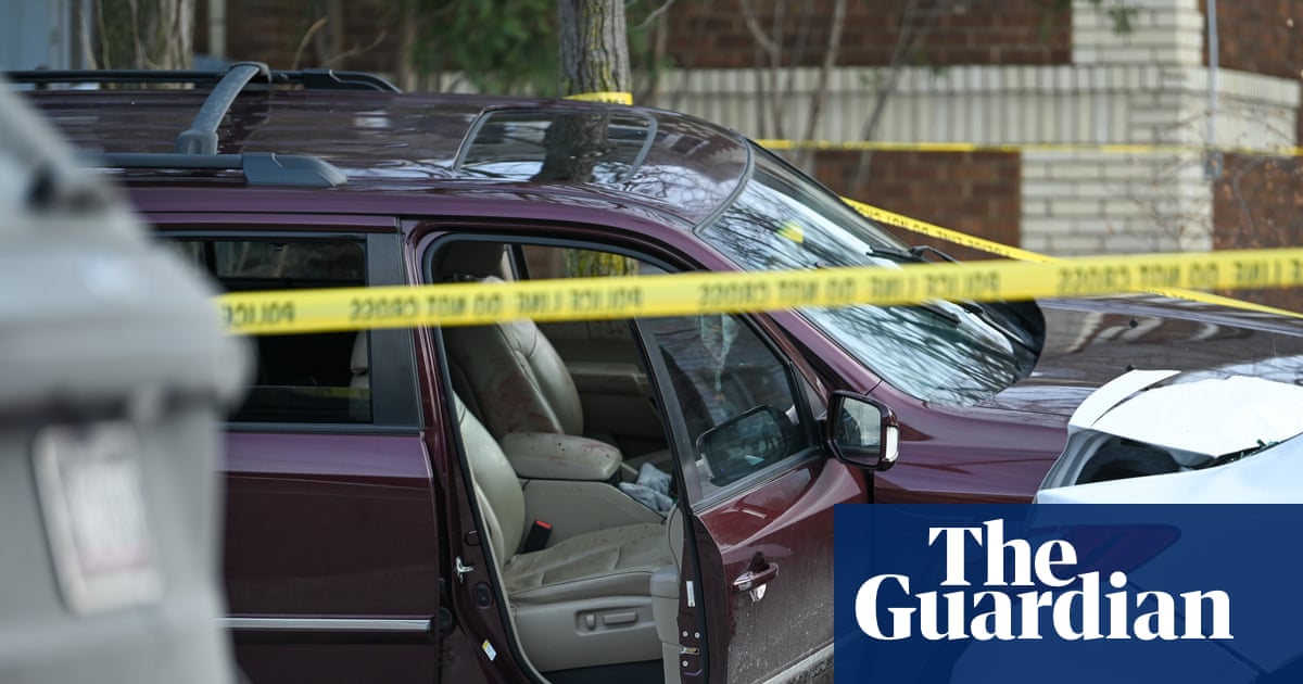 ICE agents politely demonstrating that in Trump’s America, traffic disputes come with the death penalty and a White House media rollout.