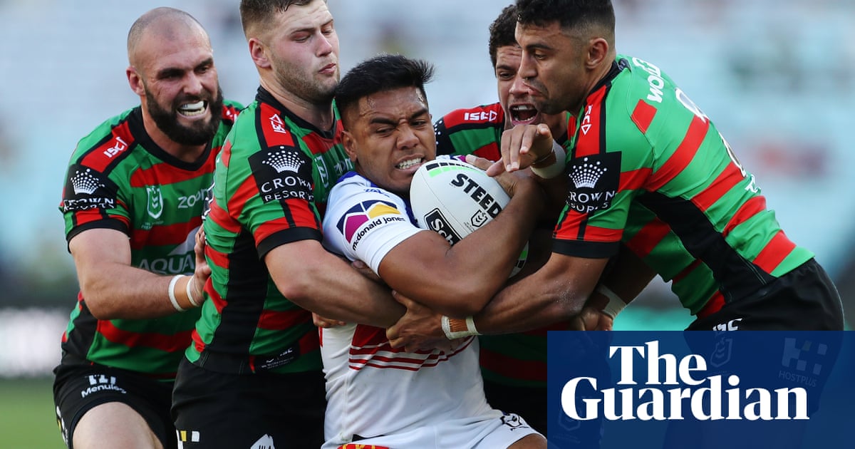 Rabbitohs make statement as Wayne Bennett shields players from drama