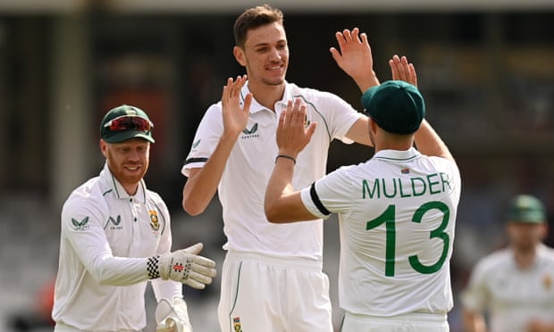 Enticing sugar rush of South Africa’s T20 competition could prove costly | Twenty20 5 Marco Jansen (centre) made a big impression for South Africa in the Test series against England and was bought for £300,000 by Sunrisers Eastern Cape of the SA20.
