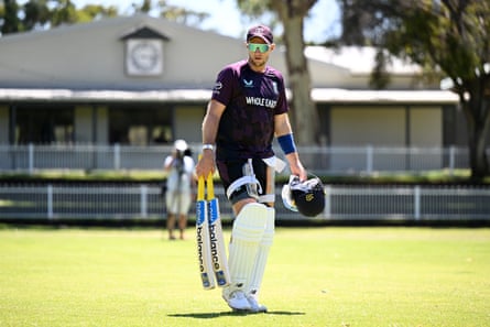 Joe Root of England walks out to bat during an England Ashes squad training session at Lilac Hill Park.