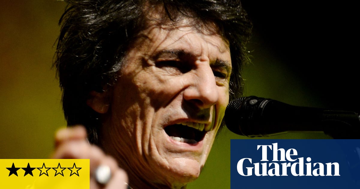 Ronnie Wood review – Chuck Berry tribute show neither rocks nor rolls