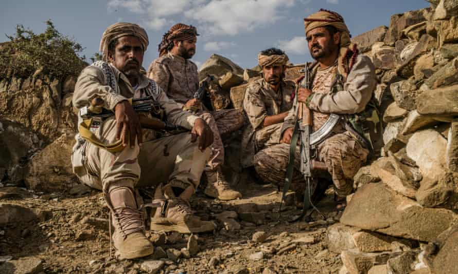 Pro-Yemeni government forces guarding a frontline in the south of the country.