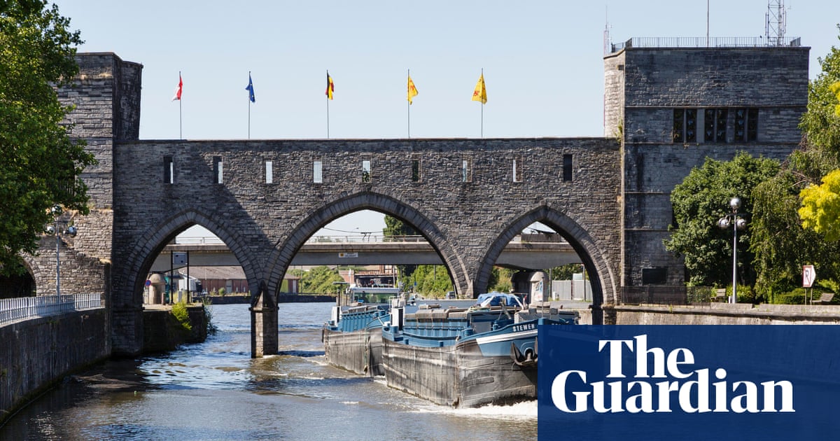 Dismantling of gothic bridge met with protest and dismay in Belgium