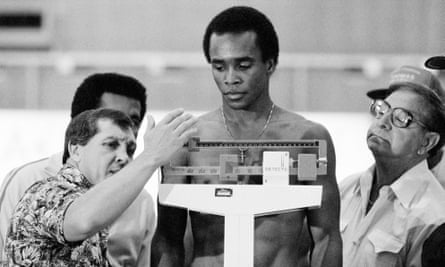 Angelo Dundee (right) also worked with great fighters such as Sugar Ray Leonard