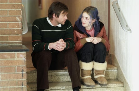 Jim Carrey and Kate Winslet in Eternal Sunshine of The Spotless Mind.