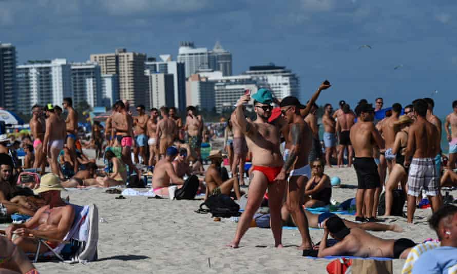 miami-police-arrest-100-people-at-weekend-spring-break-gatherings-florida-the-guardian