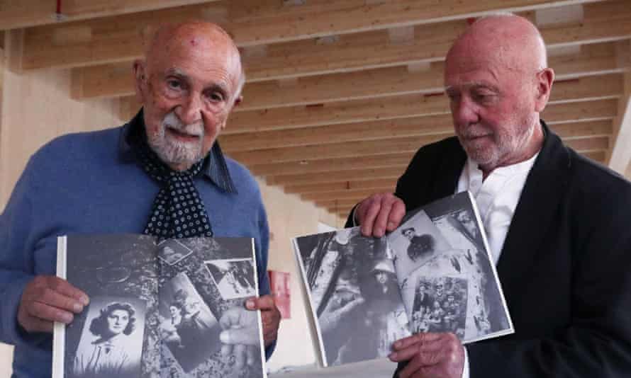 Gronowski and Tinel