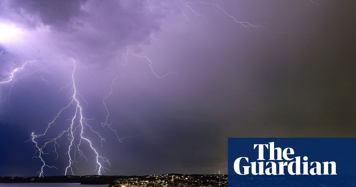 More wet weather: BoM spring forecast predicts rain for eastern half of Australia