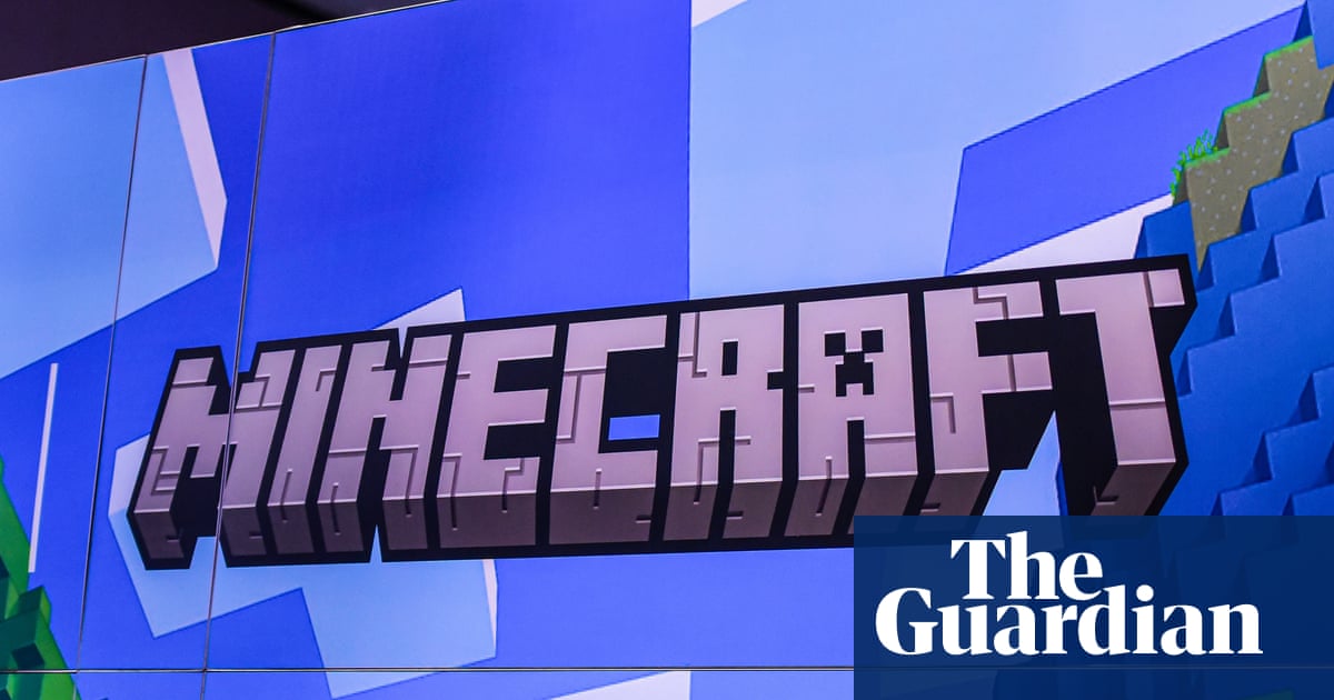 لكمة الجدة التي تلعب لعبة Minecraft أثناء البث المباشر لجمع الأموال لعلاج حفيدها من السرطان | أريزونا