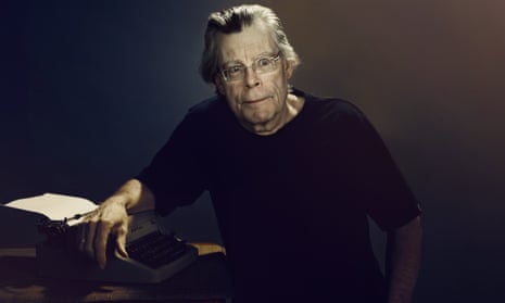  Stephen King at home in Maine, US.