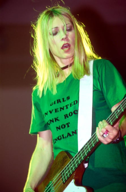 Gordon in her Girls invented punk rock t-shirt