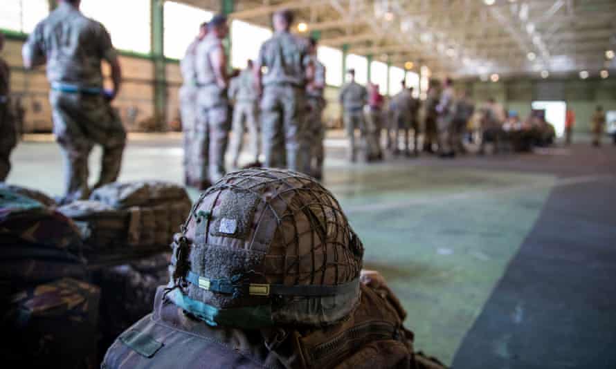 US troops start to arrive for Afghanistan evacuation as Taliban close in on  Kabul | Afghanistan | The Guardian