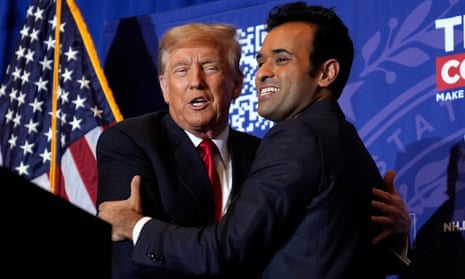 Donald Trump embraces former candidate Vivek Ramaswamy at a campaign event in Atkinson, New Hampshire, on 16 January.