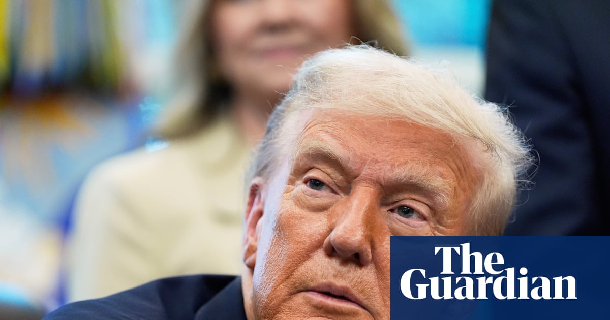 Trump at first says he is ‘not familiar’ with Minnesota Democrat’s assassination | Donald Trump Trump at first says he is ‘not familiar’ with Minnesota Democrat’s assassination | Donald Trump