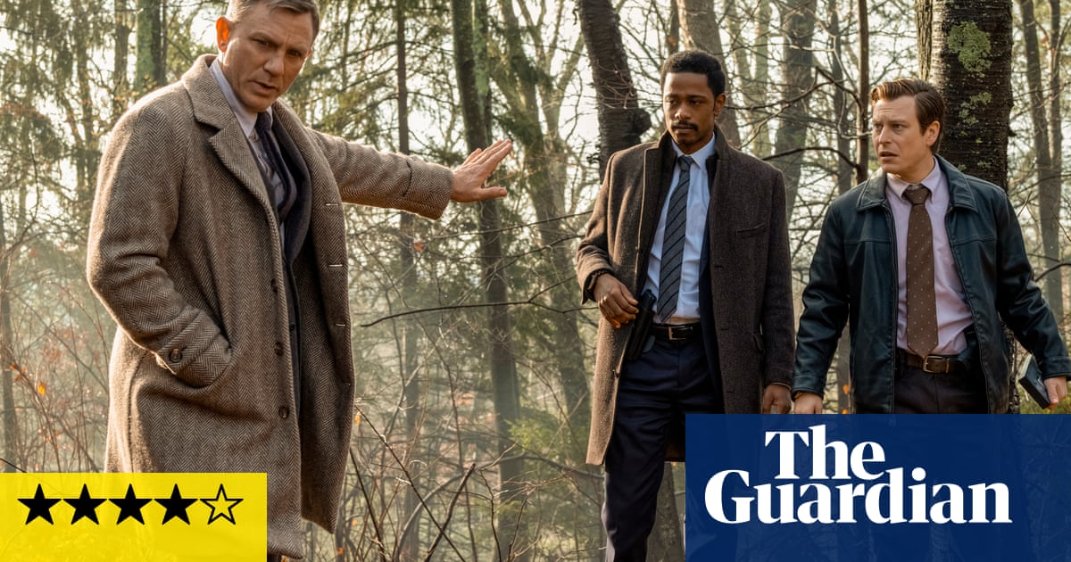 Knives Out review – Rian Johnson crafts a devious meta whodunnit