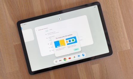 The app dock on the screen of the Pixel Tablet.