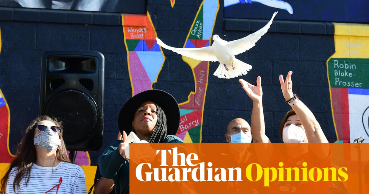 The HIV epidemic wasn’t curbed by data alone – and Covid won’t be either | João Florêncio