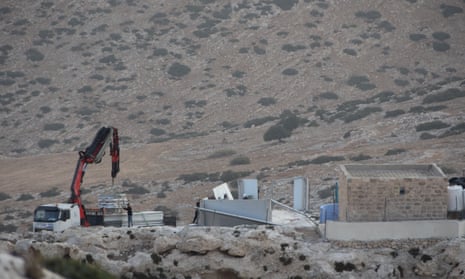 Prefabricated classrooms, funded by EU aid in Ibziq, in the northern West Bank, were dismantled and confiscated by Israeli authorities.