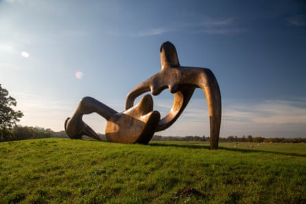 Henry Moore’s Large Reclining Figure