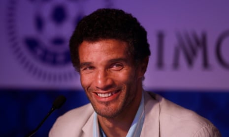 David James became the player-manager of Kerala Blasters in India in 2014 and was also in charge in 2018. Now he wants a job in England.