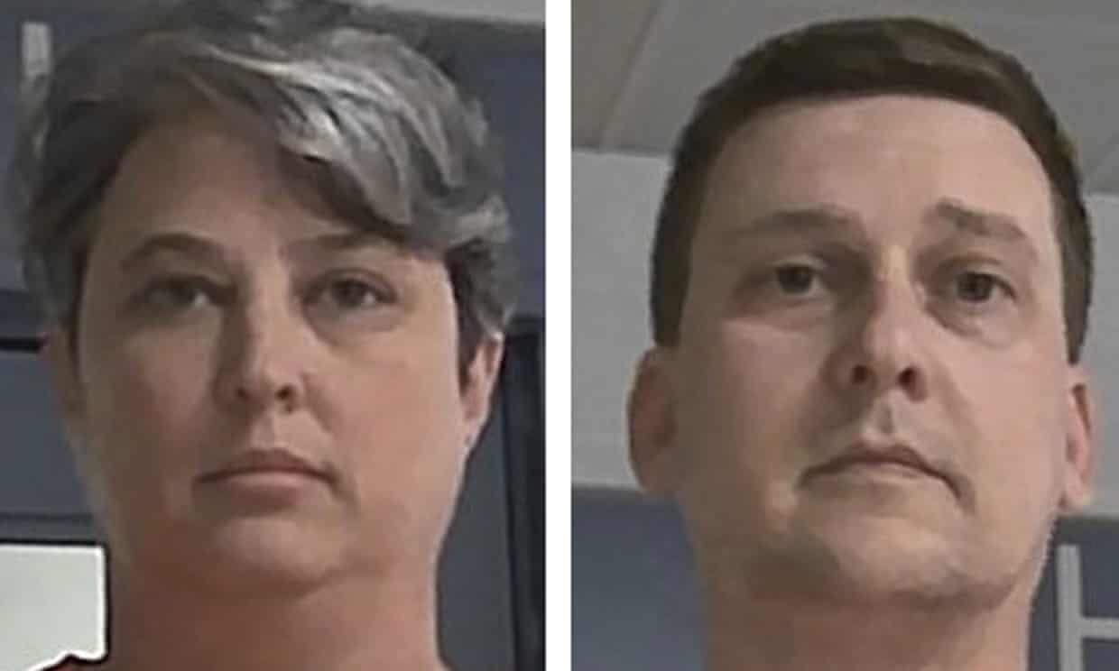 Judge throws book at US couple convicted for trying to sell navy secrets to foreign government (theguardian.com)