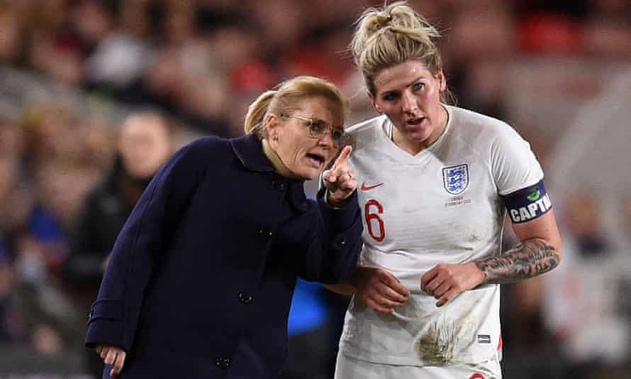 England’s head coach Sarina Wiegman offers direction to Millie Bright