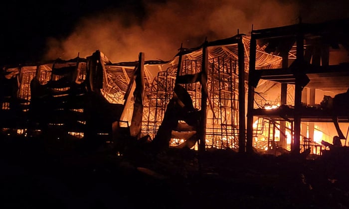 Ukraine cities hit as Russia evacuates civilians amid Victory Day security fears (theguardian.com)