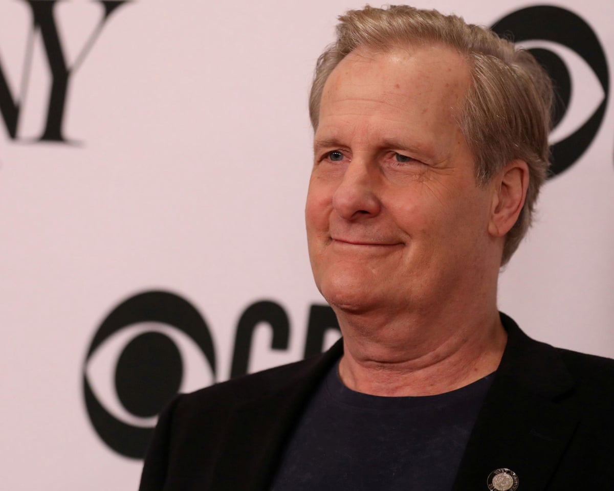Jeff Daniels chastises Trump voters: 'I hope you're losing tons of money' | Movies | The Guardian
